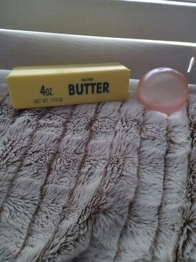 Butter Foam Squishy And Pink See-through Squishy